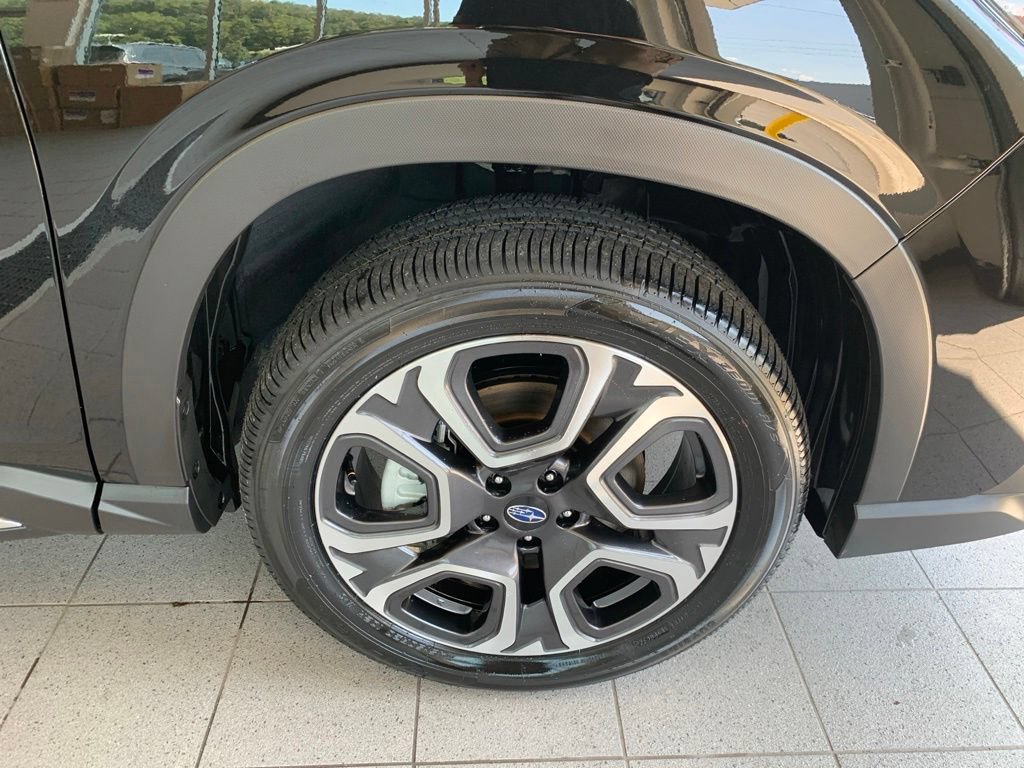 New 2026 Subaru Ascent Limited AWD/4WD image 24