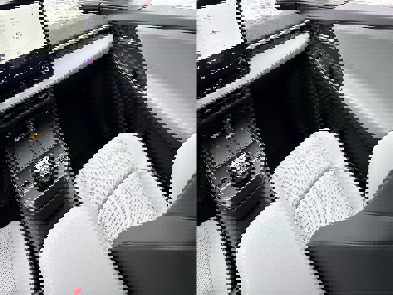 New 2026 Subaru Solterra Premium image 12