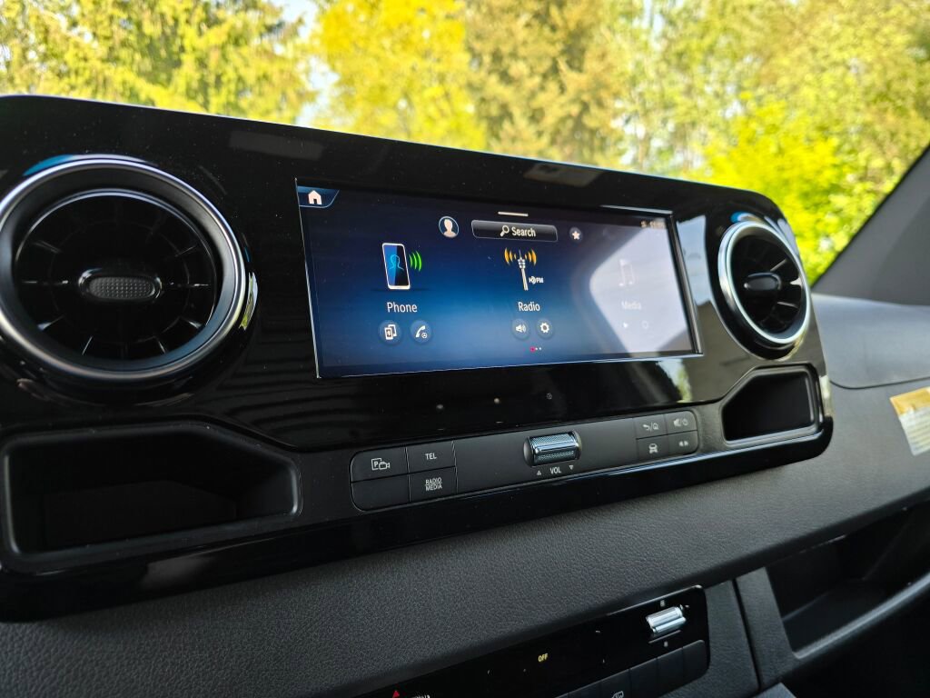 New 2025 Mercedes-Benz Sprinter 2500 image 23