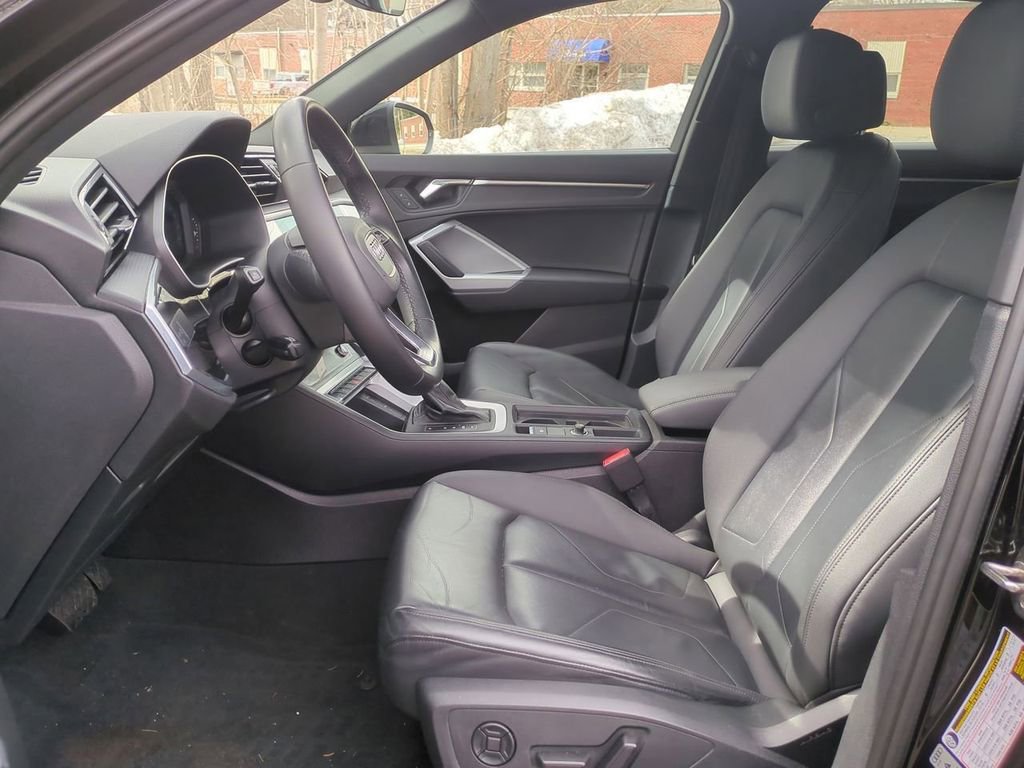 Used 2022 Audi Q3 2.0T Premium AWD/4WD image 22