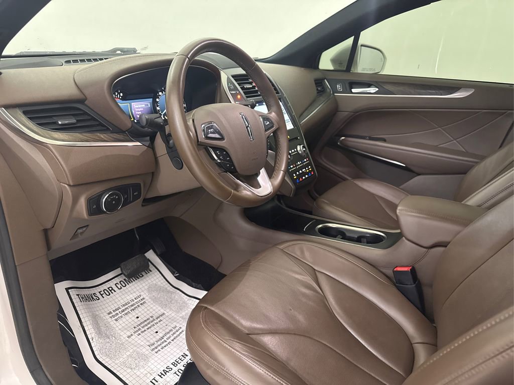 Used 2017 Lincoln MKC Reserve FWD image 25