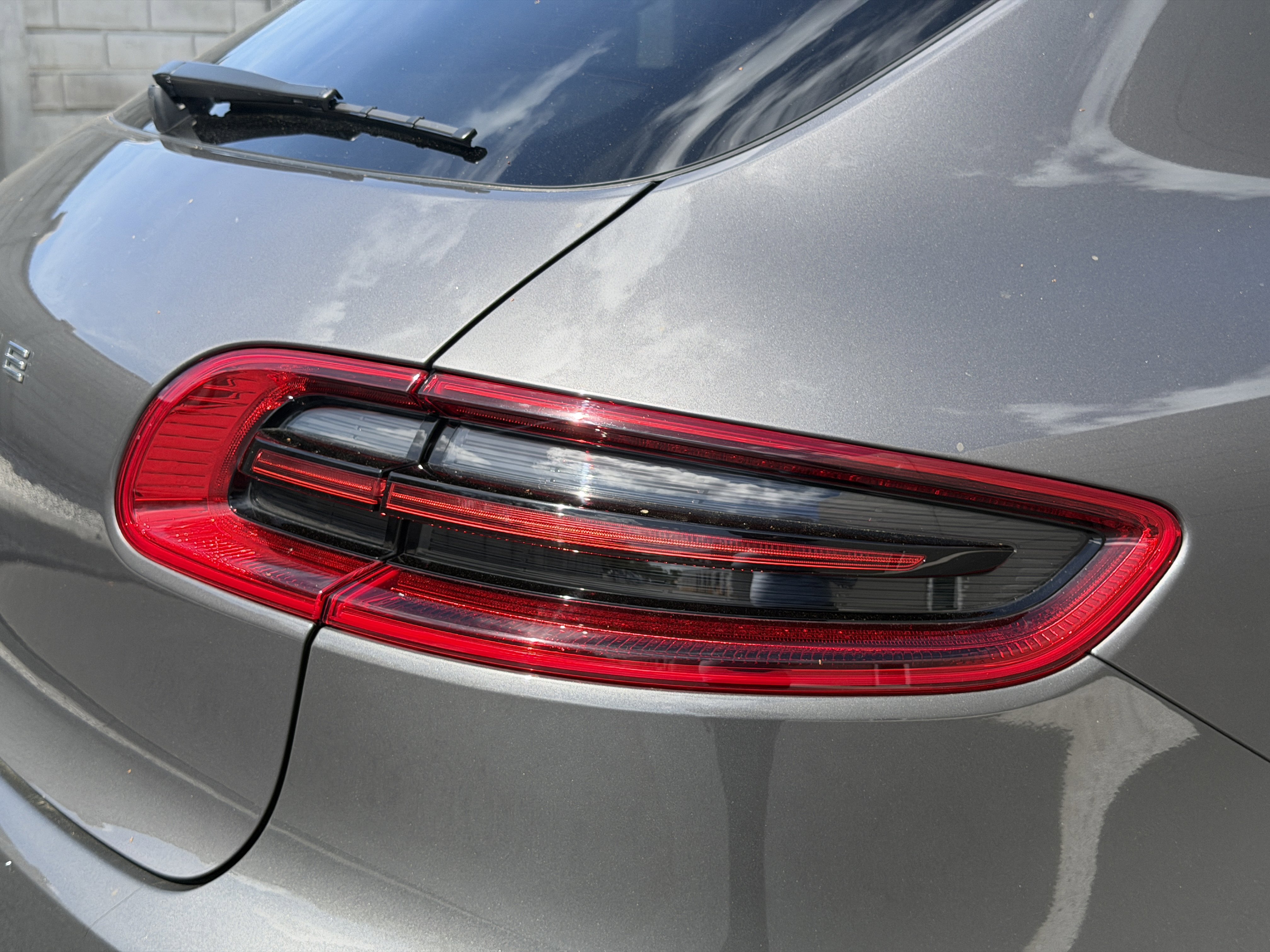 Certified 2015 Porsche Macan S image 13