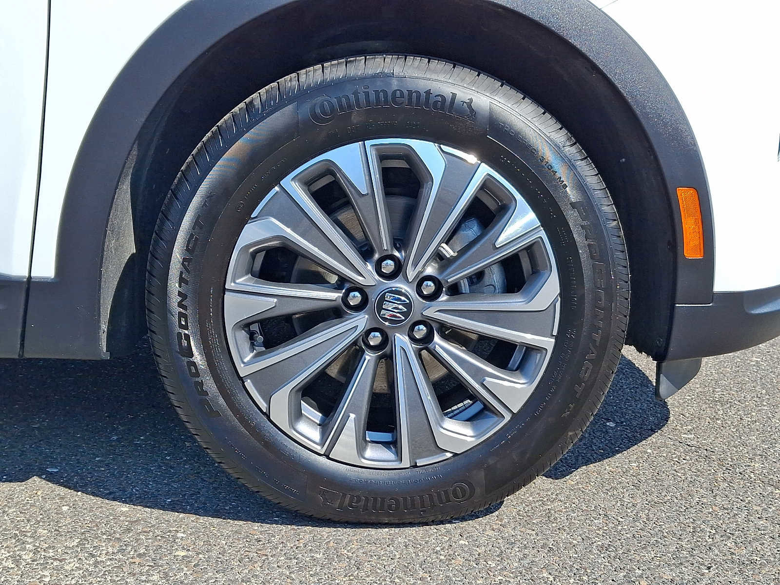 Certified 2025 Buick Envision Preferred image 9