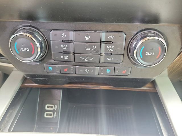 Used 2020 Ford F150 Lariat image 30