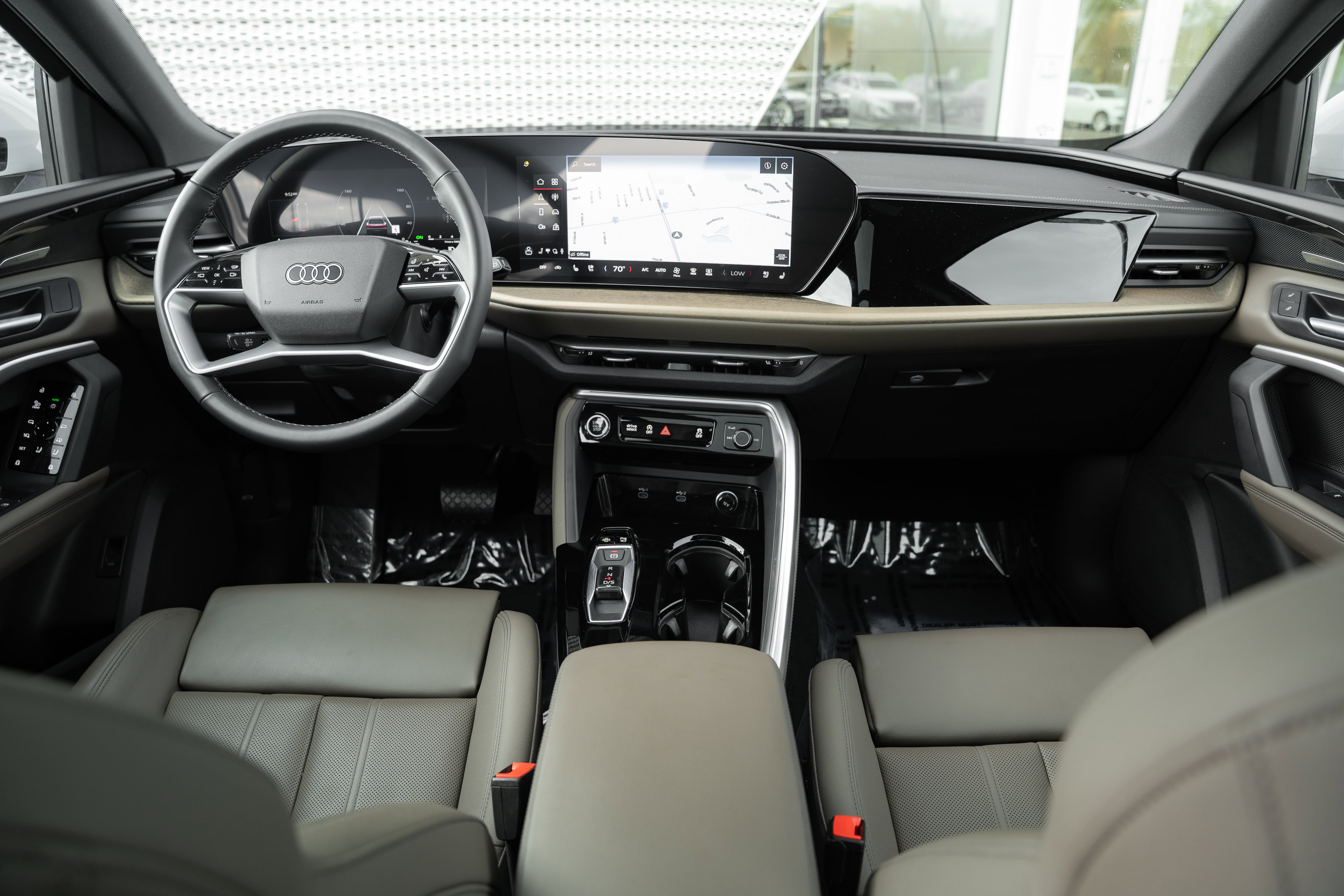 Certified 2025 Audi Q5 Premium Plus w/ Premium Plus AWD/4WD image 8