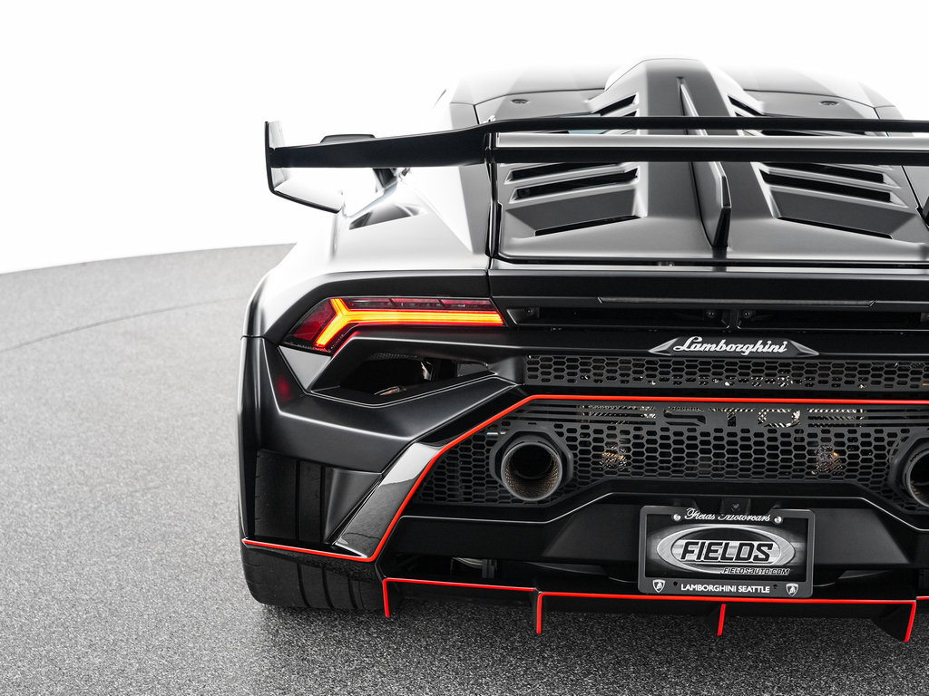 Used 2023 Lamborghini Huracan STO RWD image 42