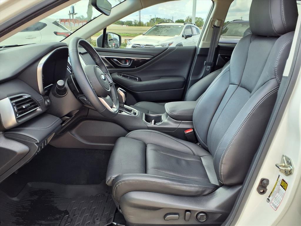 Used 2021 Subaru Outback Limited image 3