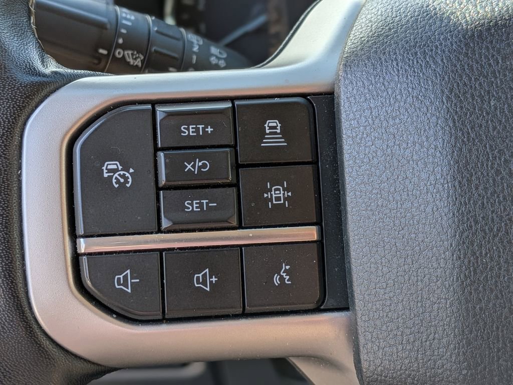 Used 2023 Ford Expedition Limited image 15