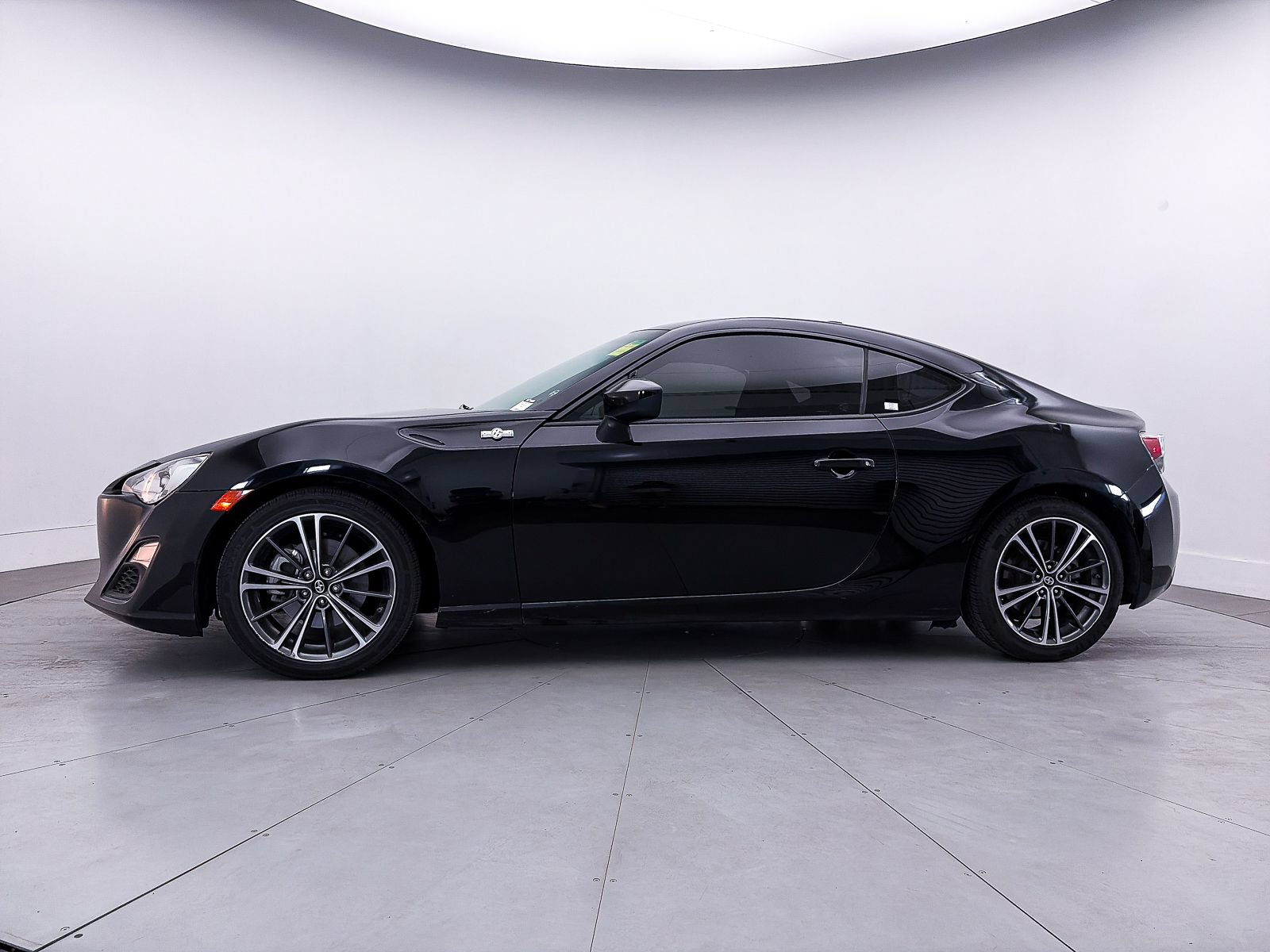 Used 2016 Scion FR-S RWD image 22
