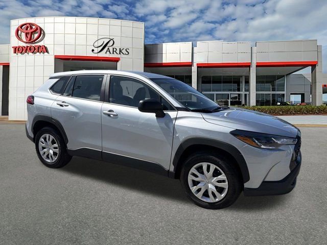 Certified 2025 Toyota Corolla Cross L image 1