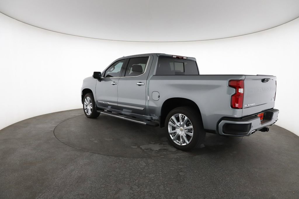 Used 2025 Chevrolet Silverado 1500 High Country w/ High Country Premium Package image 9