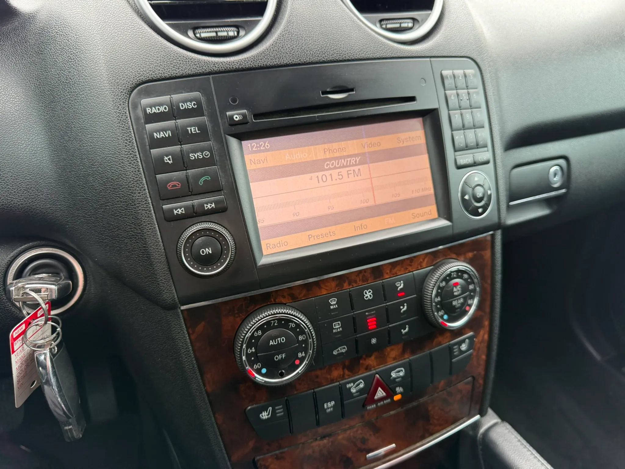 Used 2010 Mercedes-Benz ML 550 4MATIC image 20