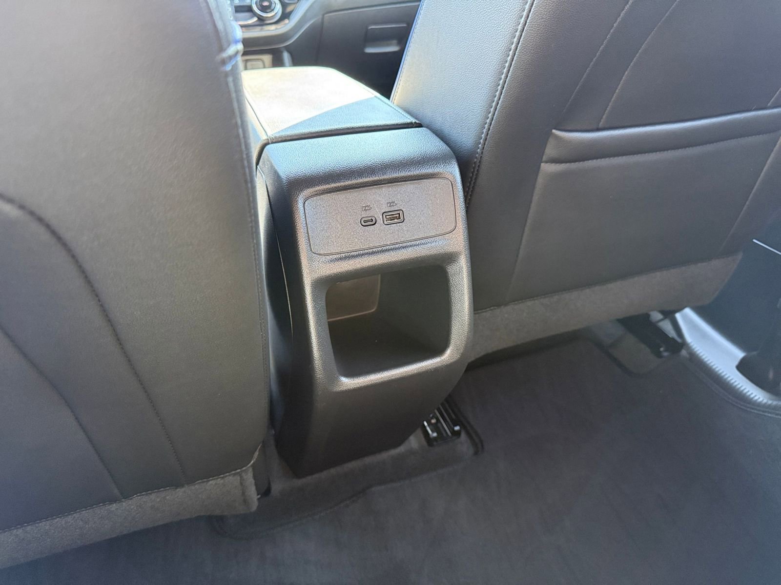 Used 2025 Buick Envista Sport Touring image 24