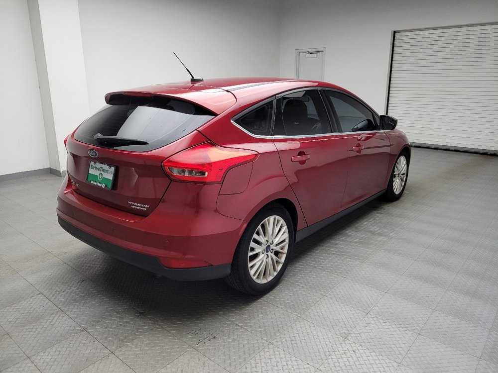 Used 2016 Ford Focus Titanium FWD image 9