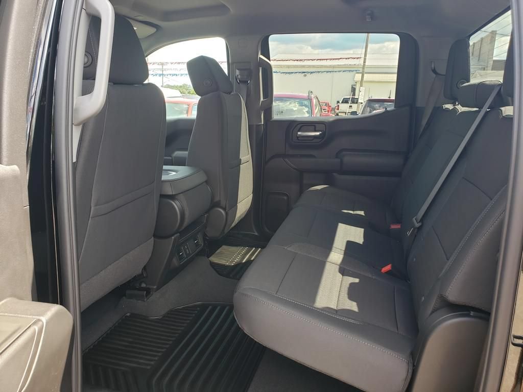 New 2026 Chevrolet Silverado 1500 Custom w/ LPO, Dark Essentials Package AWD/4WD image 14