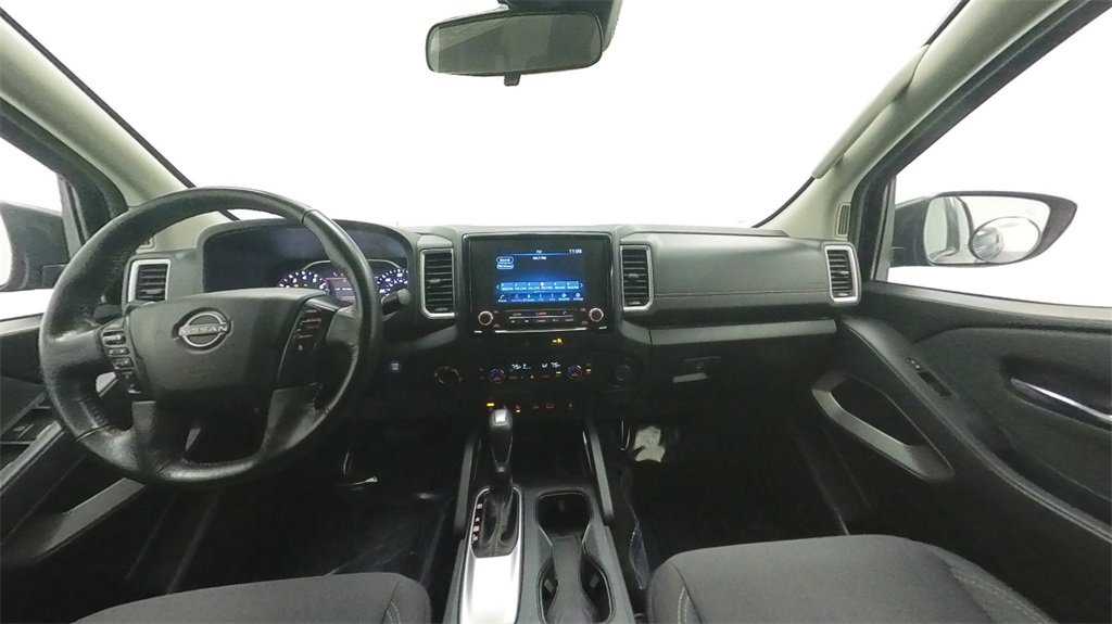 Certified 2022 Nissan Frontier SV image 28