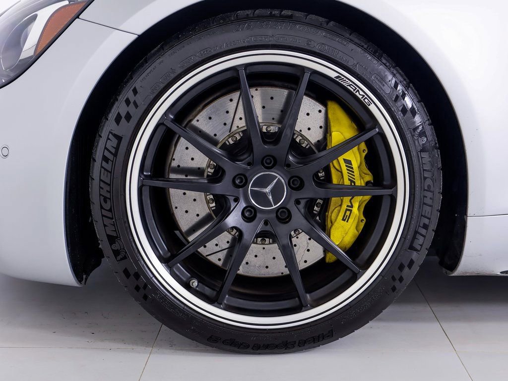 Used 2018 Mercedes-Benz AMG GT R image 42
