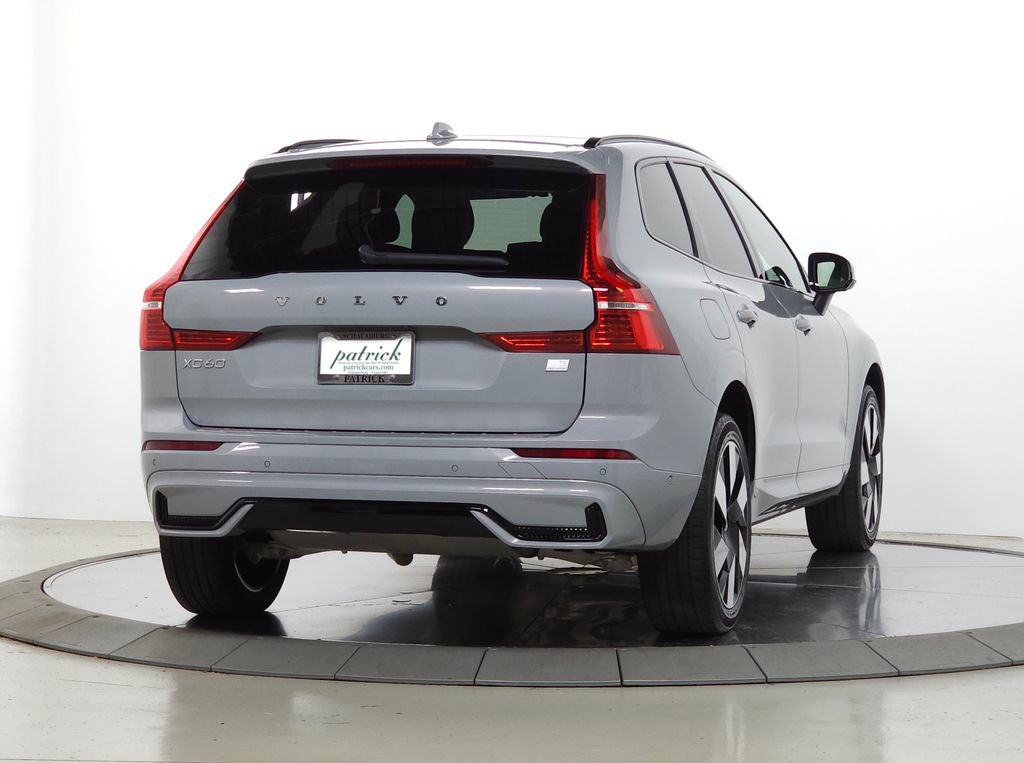 Certified 2024 Volvo XC60 T8 Ultimate w/ Protection Package Premier AWD/4WD image 13