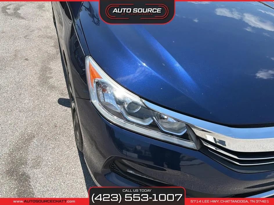 Used 2017 Honda Accord EX-L image 10