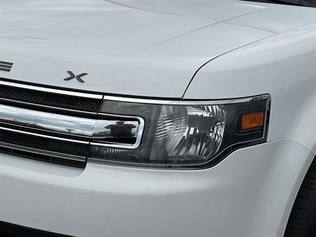Used 2017 Ford Flex SE FWD image 7