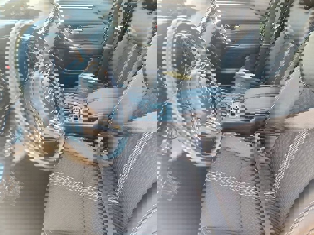 Used 2025 MAZDA CX-50 AWD 2.5 S w/ Preferred Package image 9