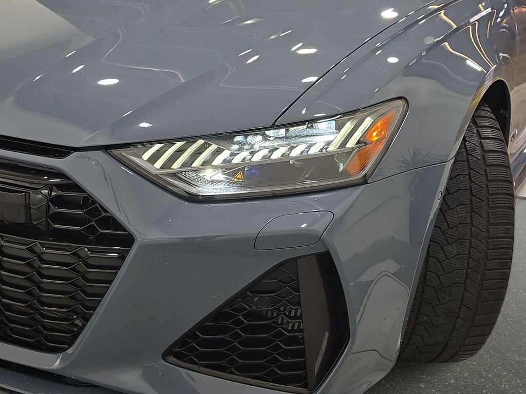 Used 2023 Audi RS 6 AWD/4WD image 33