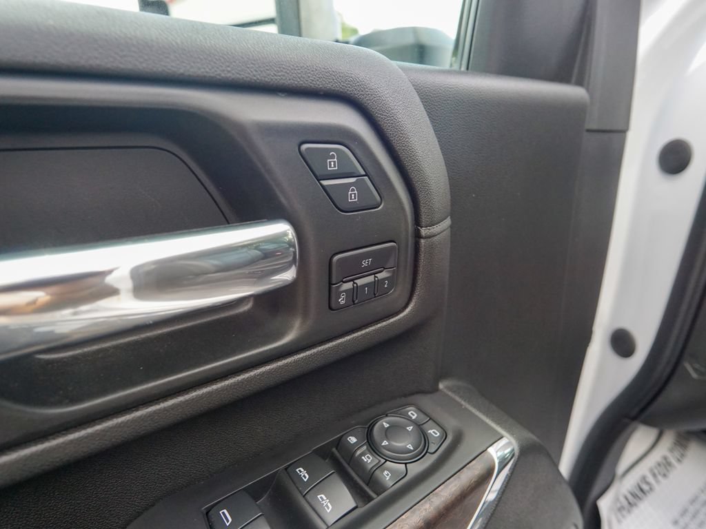 Used 2020 GMC Sierra 3500 Denali w/ Denali Ultimate Package AWD/4WD image 20