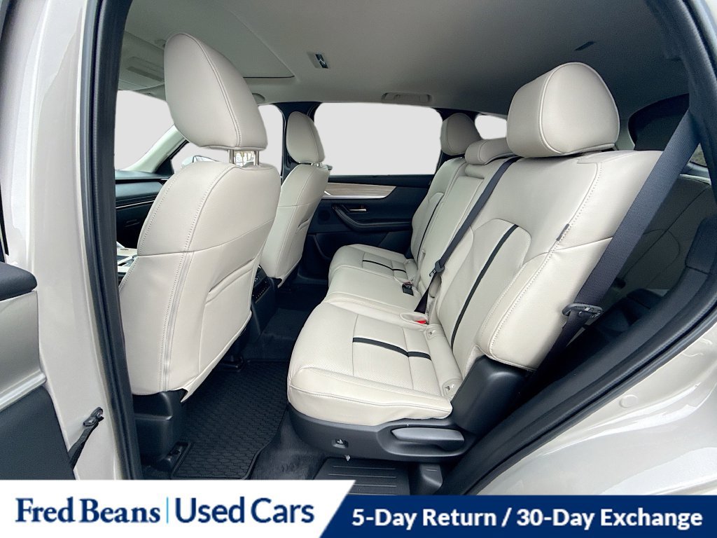 Used 2026 MAZDA CX-90 Plug-In Hybrid w/ Preferred AWD/4WD image 32