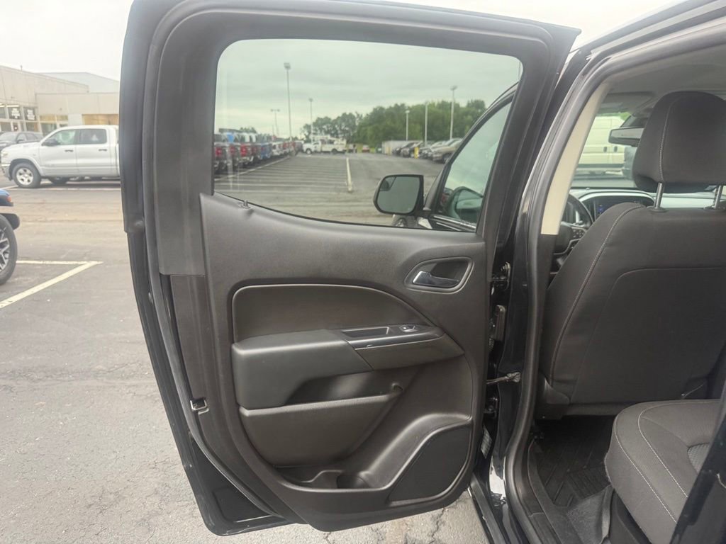 Used 2019 Chevrolet Colorado LT w/ LT Convenience Package AWD/4WD image 27