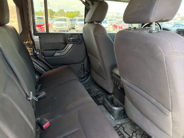 Used 2014 Jeep Wrangler Unlimited Sport w/ Quick Order Package 24S AWD/4WD image 27