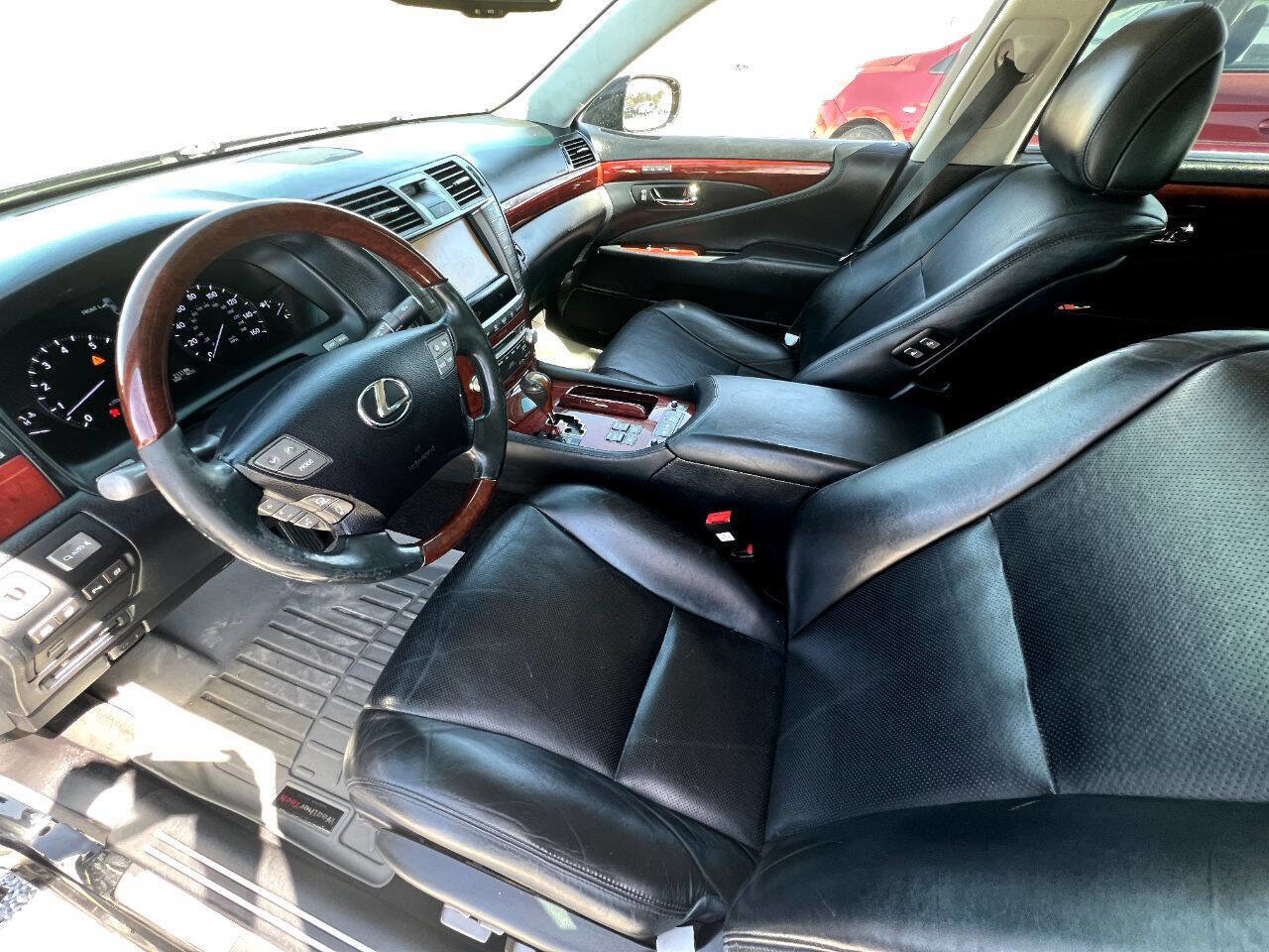 Used 2012 Lexus LS 460 L w/ Luxury Pkg RWD image 5