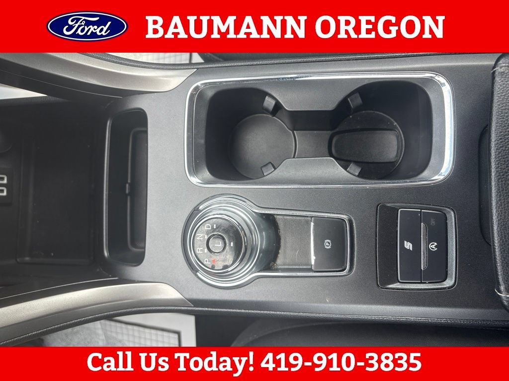 Used 2020 Ford Fusion SE FWD image 24