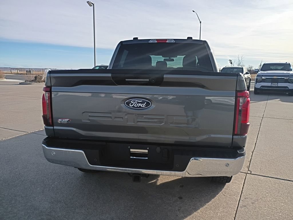 Used 2024 Ford F150 XLT w/ Mobile Office Package image 4