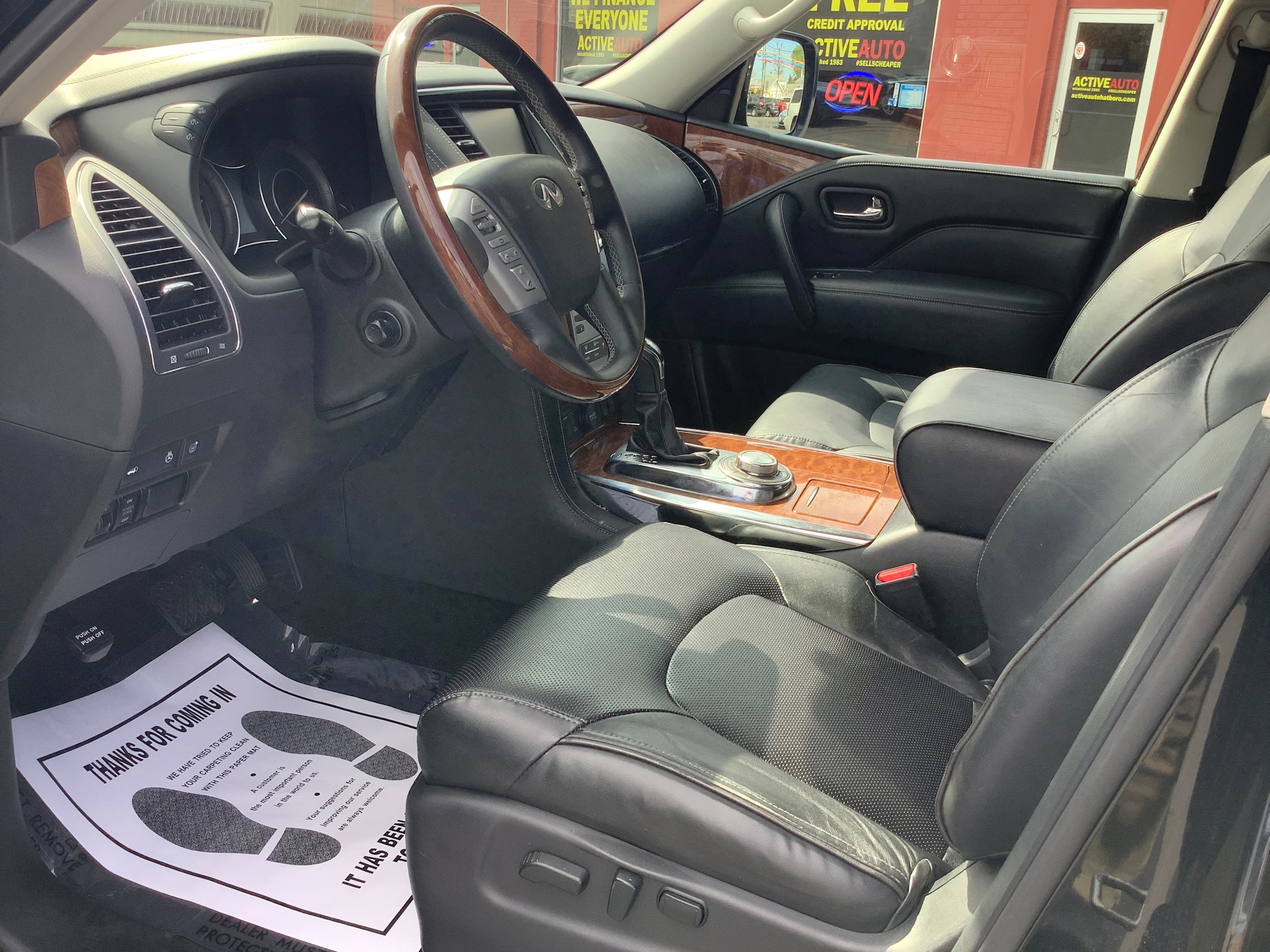 Used 2019 INFINITI QX80 Luxe w/ 22" Wheel Package image 10