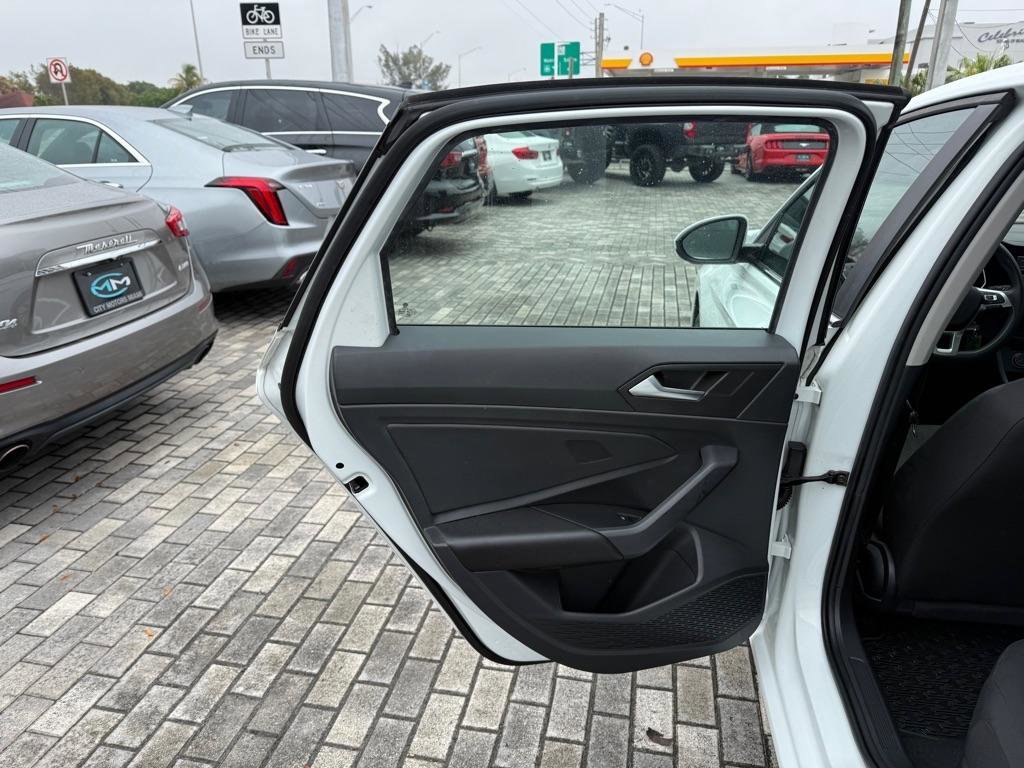 Used 2019 Volkswagen Jetta S w/ Driver Assistance Package image 28
