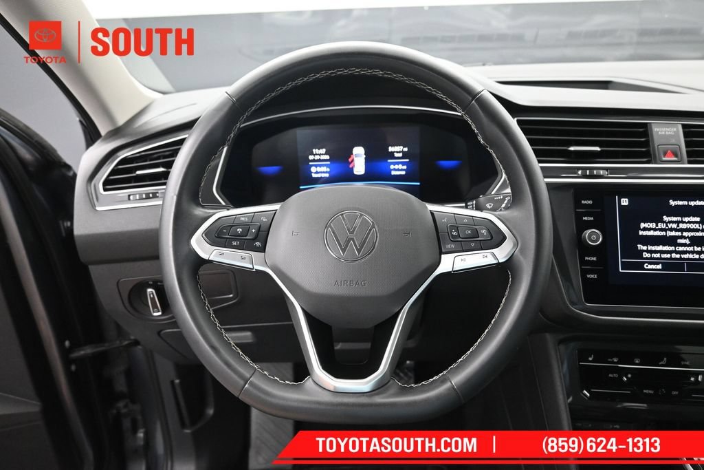 Used 2024 Volkswagen Tiguan SE AWD/4WD image 24