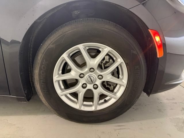Used 2022 Chrysler Pacifica Touring-L FWD image 31