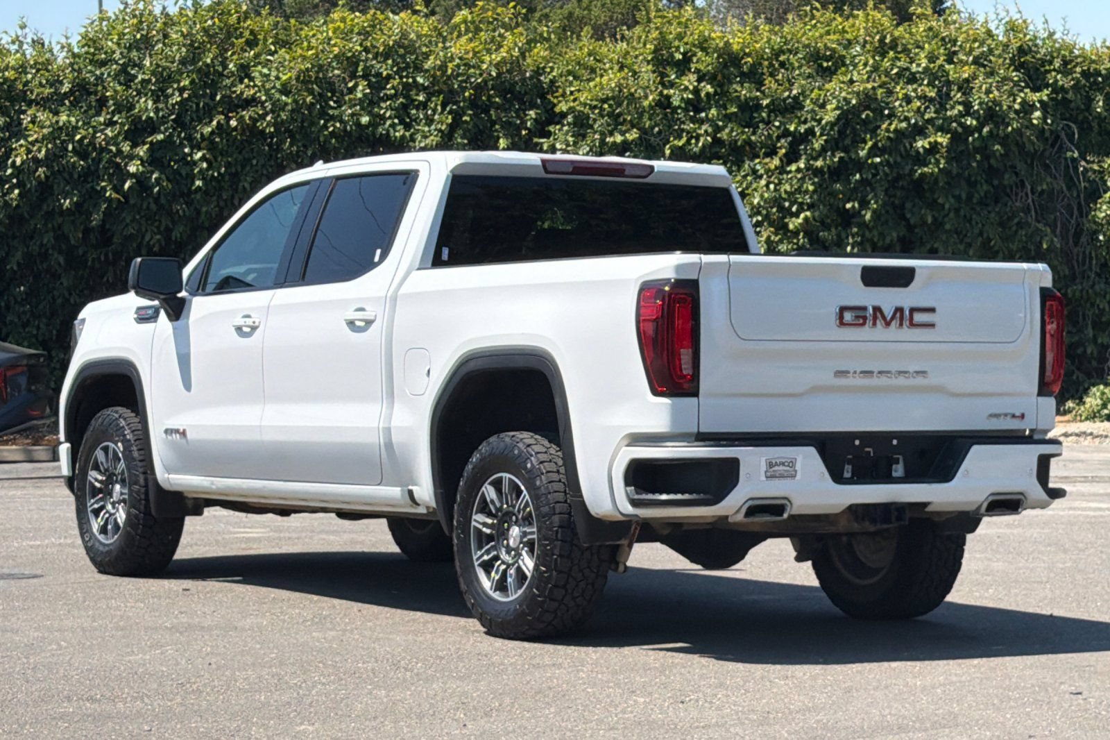 Used 2025 GMC Sierra 1500 AT4 AWD/4WD image 6