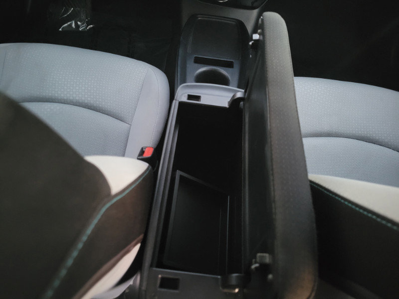 Used 2022 Toyota Prius LE FWD image 24