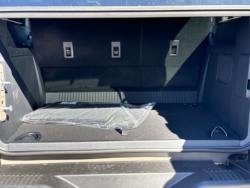 New 2025 Ford Bronco Badlands image 22