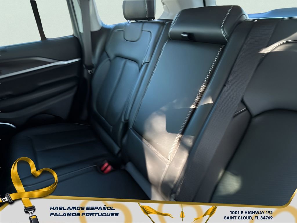 Used 2022 Jeep Grand Cherokee Limited w/ Luxury Tech Group II image 30