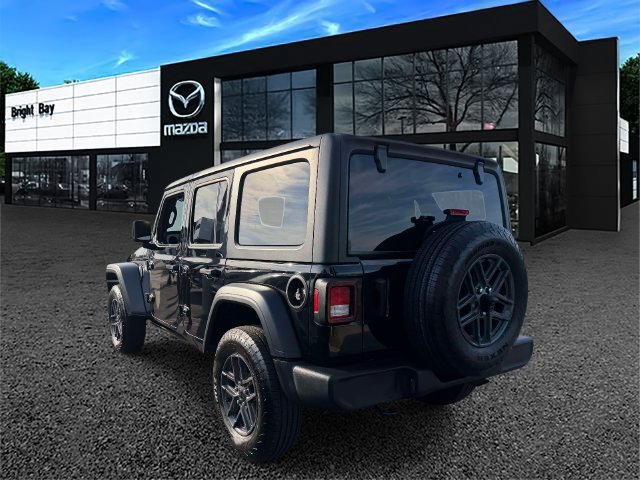 Used 2024 Jeep Wrangler Unlimited Sport AWD/4WD image 3