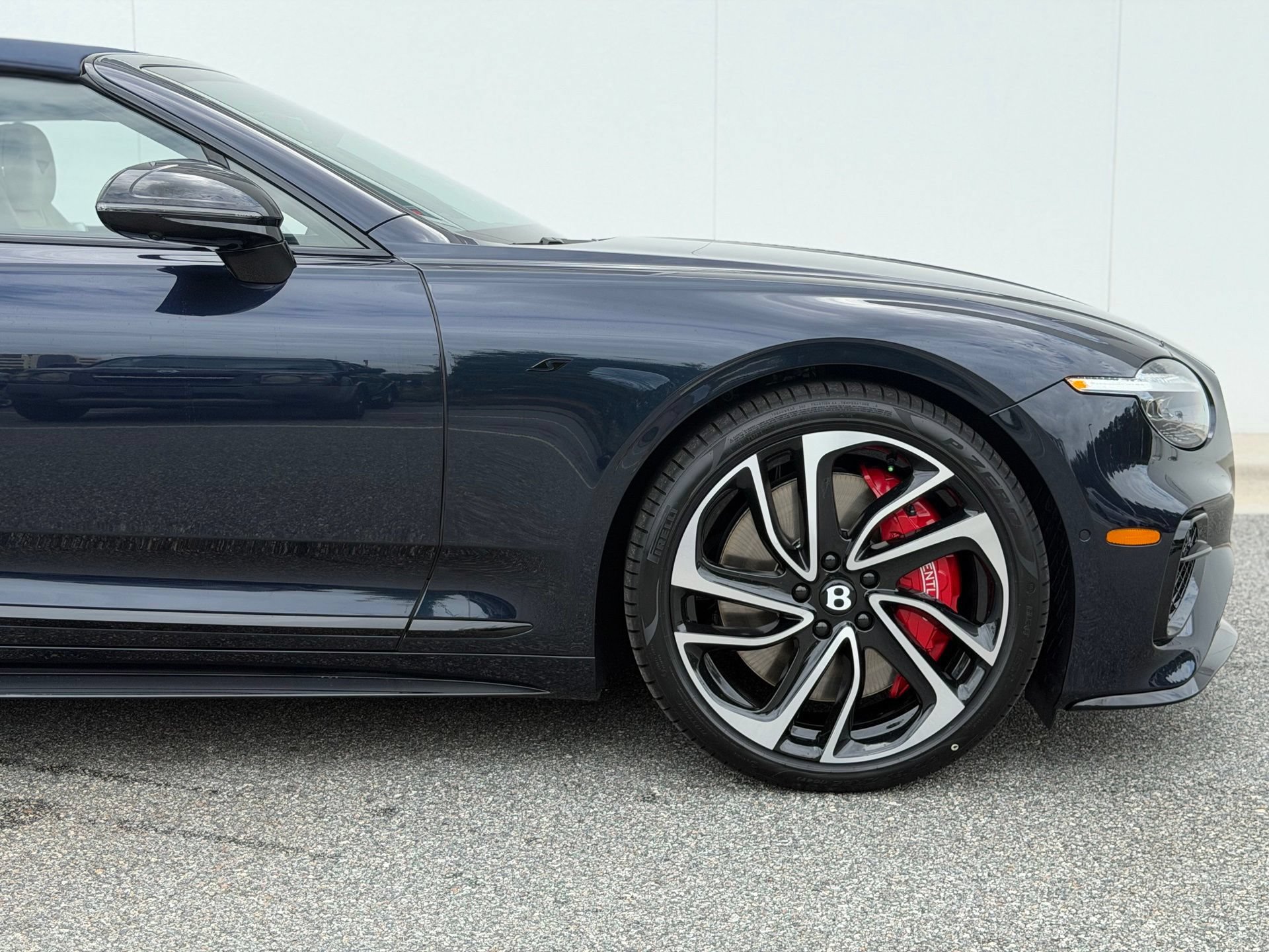 New 2026 Bentley Continental GTC AWD/4WD image 6