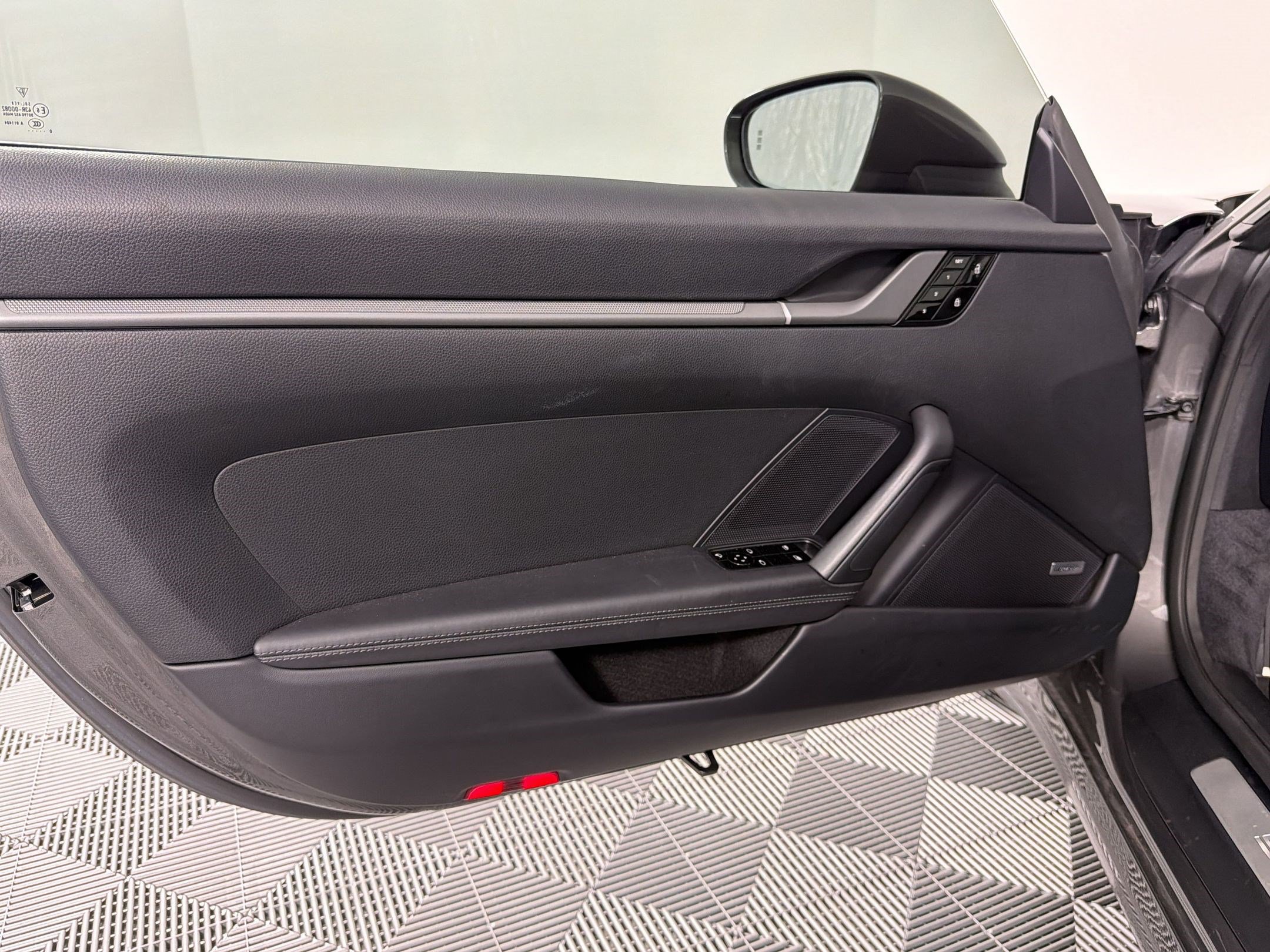 Certified 2021 Porsche 911 Carrera RWD image 23