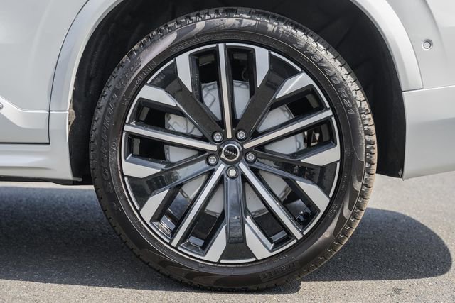New 2026 Volvo XC90 T8 Plus w/ Protection Package Premier image 18