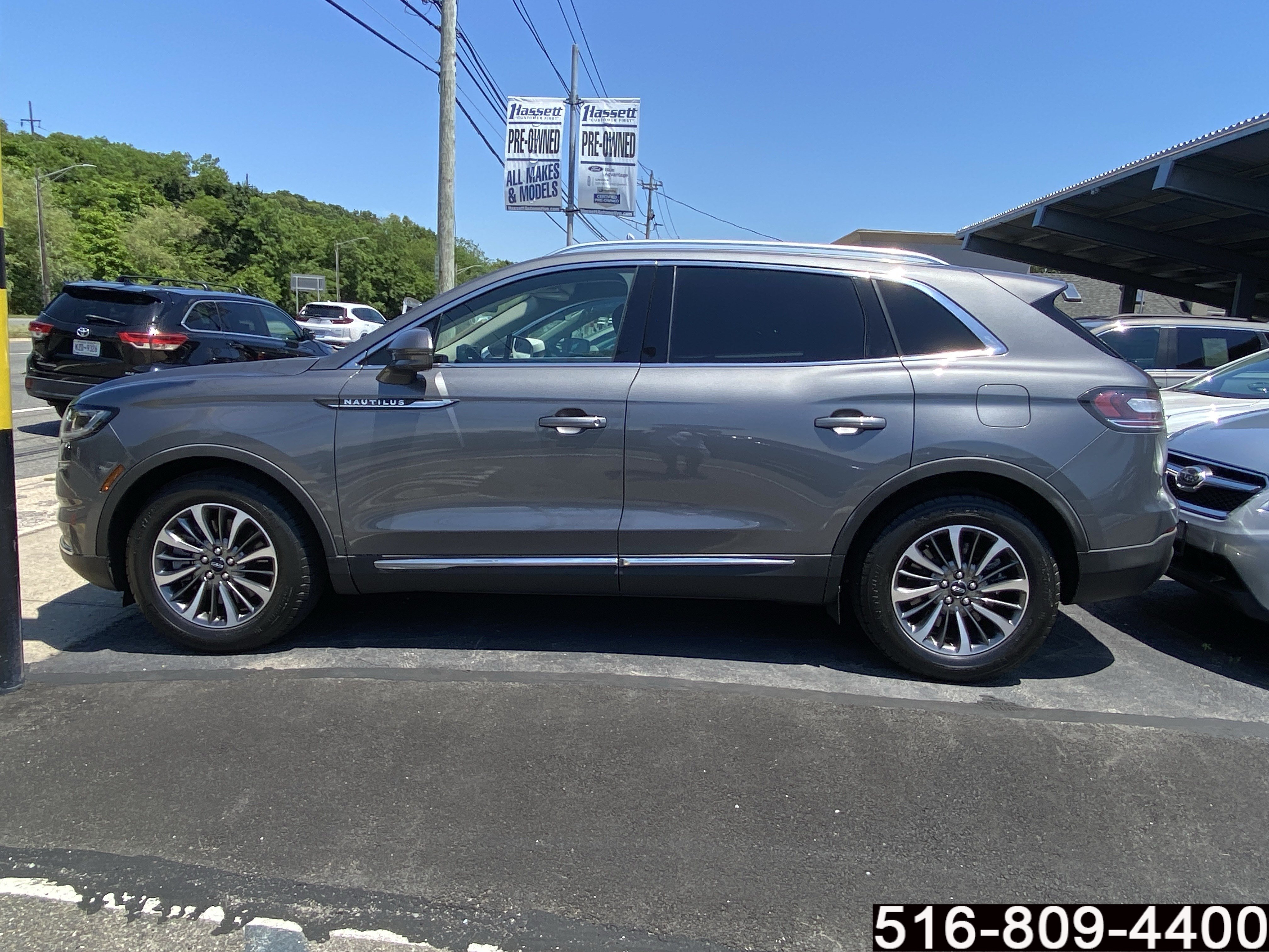 Used 2022 Lincoln Nautilus AWD w/ Premium Package image 4