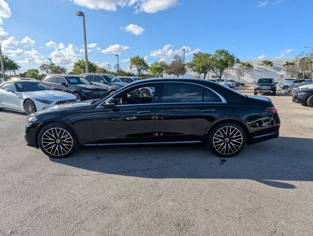 New 2025 Mercedes-Benz S 580 4MATIC Sedan image 5