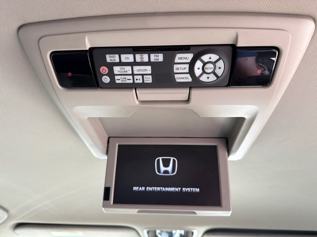 Used 2016 Honda Odyssey SE image 18
