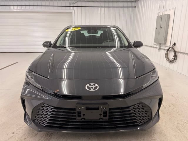 Used 2025 Toyota Camry LE w/ Convenience Package FWD image 2