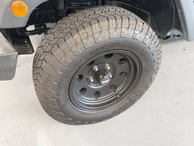 Used 2016 Jeep Wrangler Sport image 20